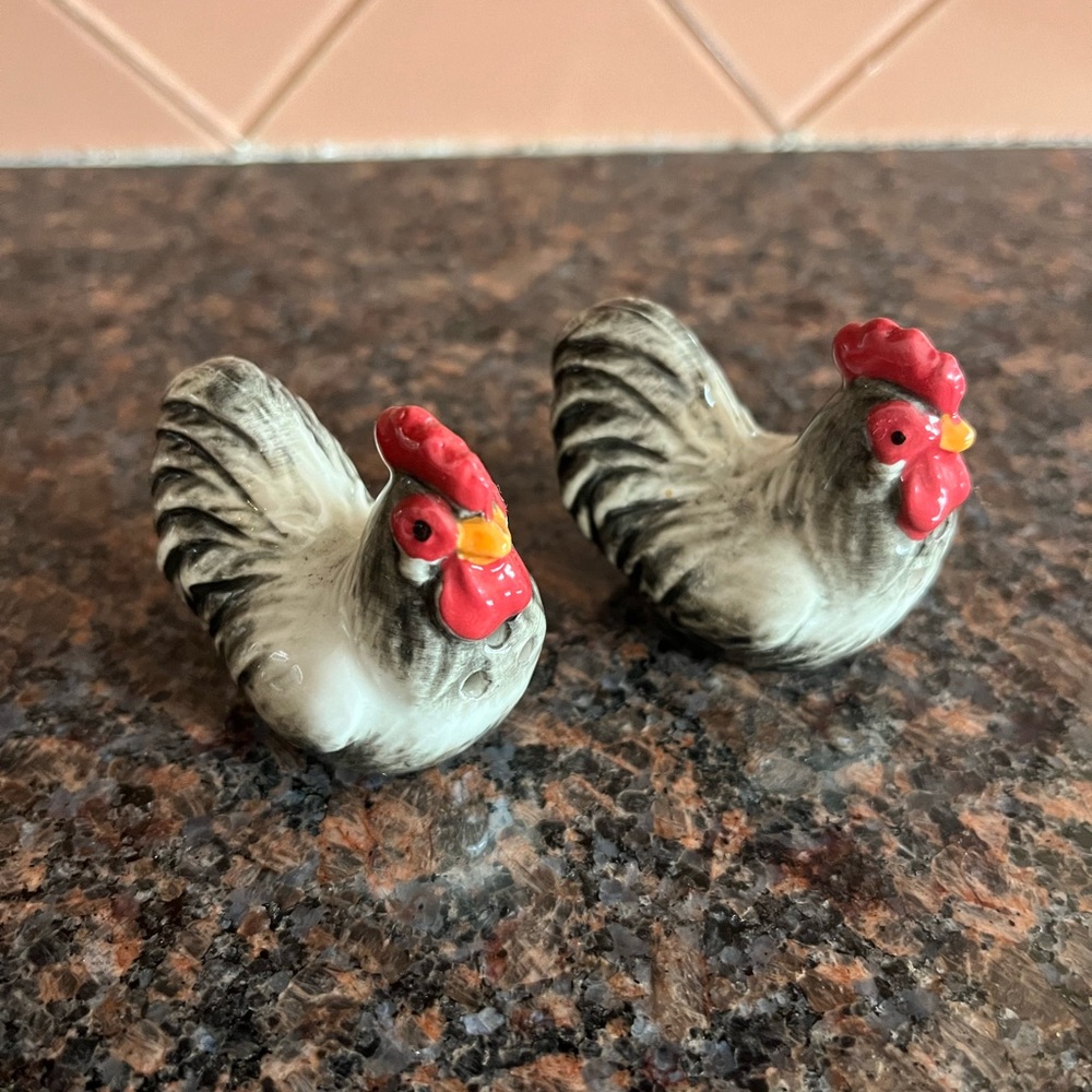 Ceramic Rooster Salt and Pepper Shakers